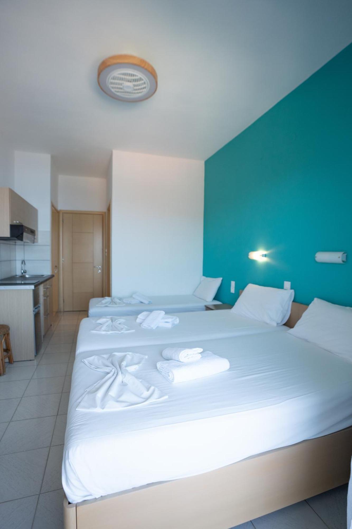 Elaia Modern Apartments Ayía Kiriakí エクステリア 写真