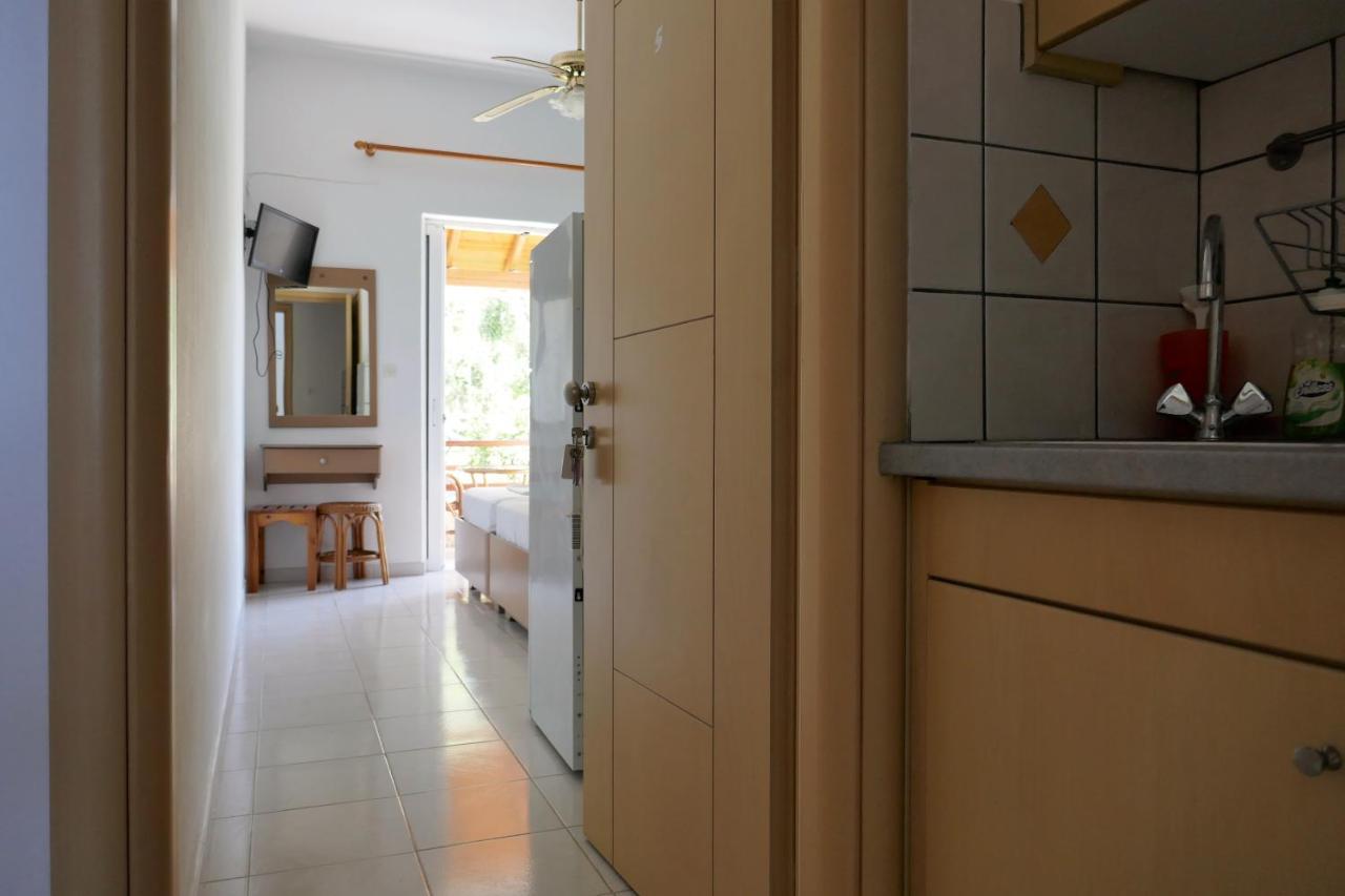 Elaia Modern Apartments Ayía Kiriakí エクステリア 写真